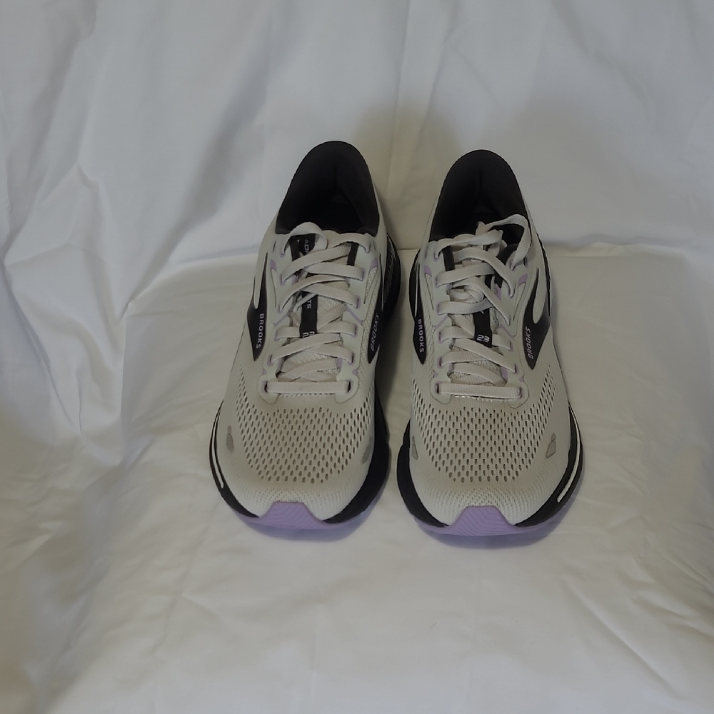 Brooks Adrenaline GTS Women's Athletic Shoes Black, grey, purple